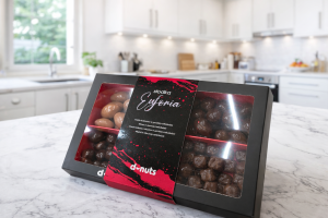 box czekoladowy slodka euforia dnuts